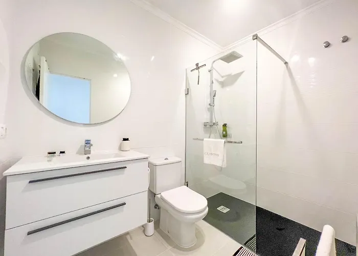 Residencial La Giralda Iii By Carlosferien