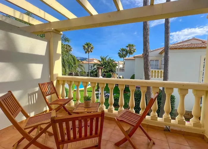 Daire Residencial La Giralda Iii By Carlosferien *