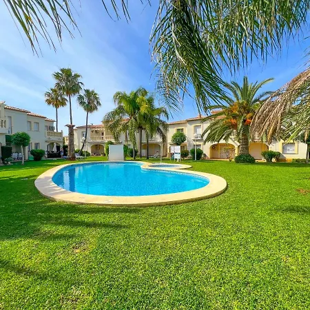 Residencial La Giralda Iii By Carlosferien Apartamento *