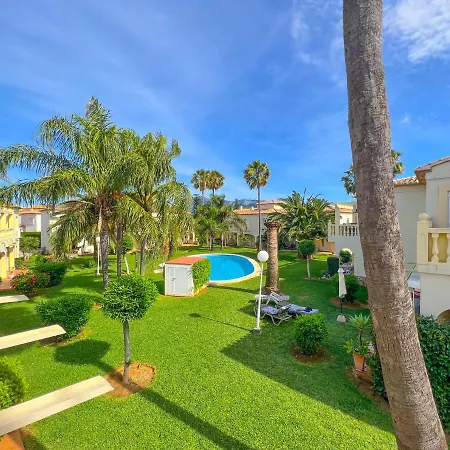 Residencial La Giralda Iii By Carlosferien